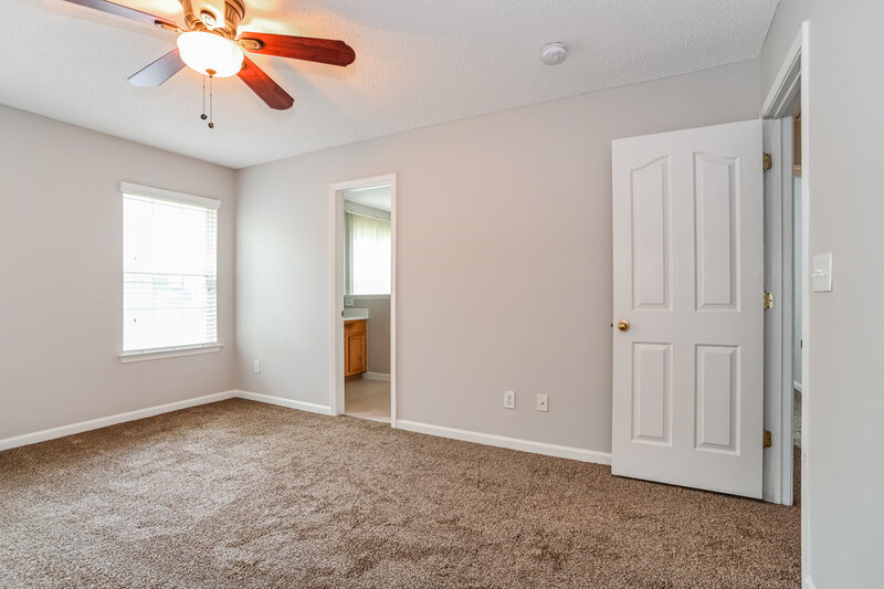 2,315/Mo, 9361 Golden Pond Dr Charlotte, NC 28269 Main Bedroom View