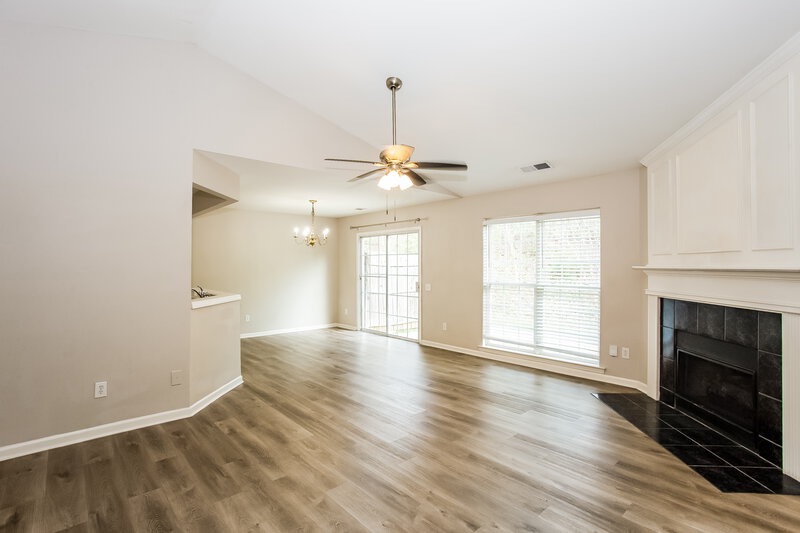 1,975/Mo, 7306 Balancing Rock Ct Charlotte, NC 28262 Living Room View 2