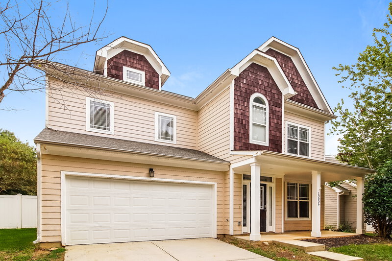 2,335/Mo, 19056 Coachmans Trce Cornelius, NC 28031 Front View 2