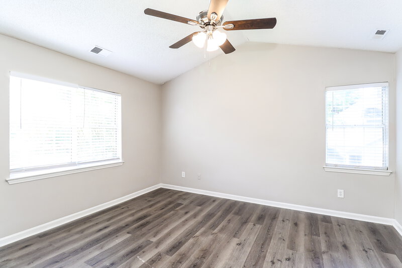 2,155/Mo, 8433 Woodford Bridge Dr Charlotte, NC 28216 Main Bedroom View 2