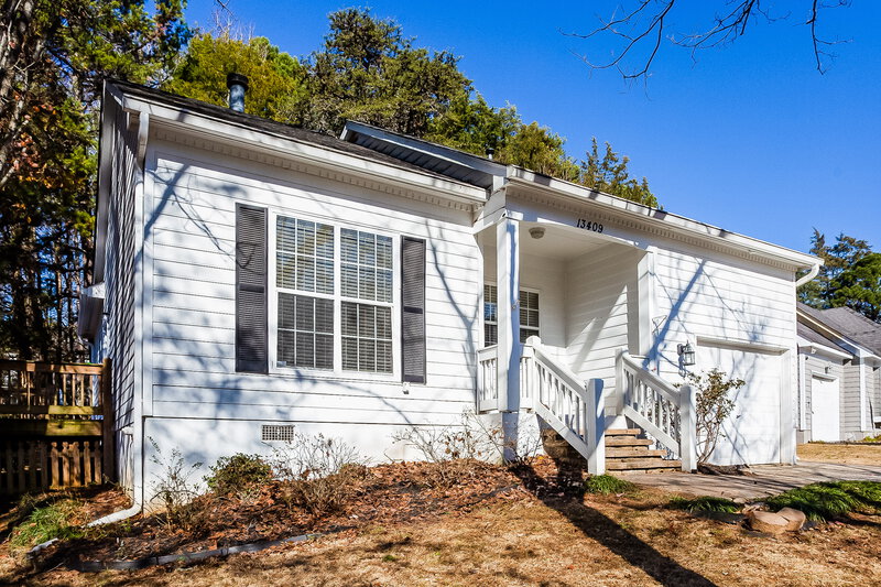 1,850/Mo, 13409 Baker Mills Rd Pineville, NC 28134 Front View 2