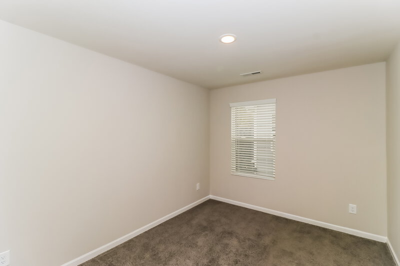 1,910/Mo, 105 Fosters Glen Pl Mooresville, NC 28115 Bedroom View 2