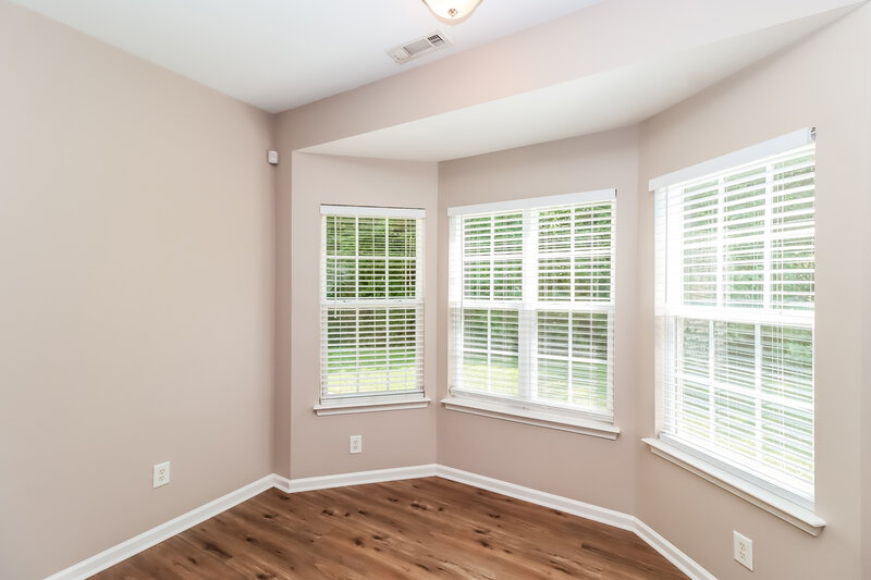 2,405/Mo, 1316 Kersey Glen Ln Charlotte, NC 28216 Breakfast Nook View