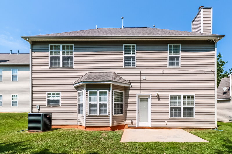 2,405/Mo, 1316 Kersey Glen Ln Charlotte, NC 28216 Rear View 2