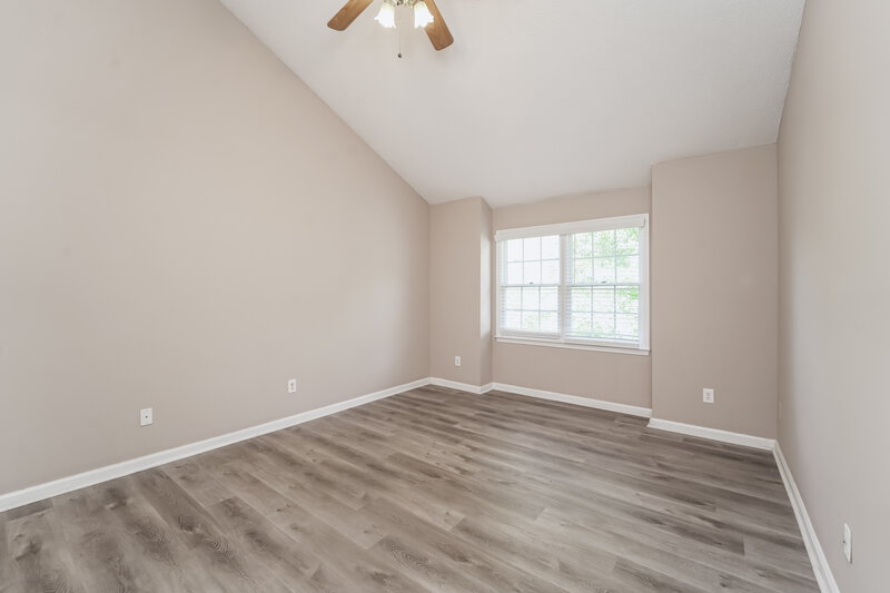 1,985/Mo, 3226 Burkston Rd Charlotte, NC 28269 Main Bedroom View