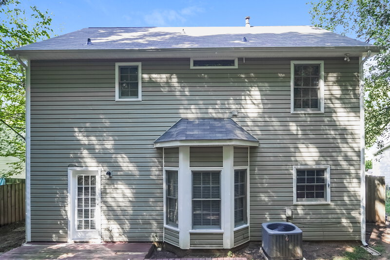 1,985/Mo, 3226 Burkston Rd Charlotte, NC 28269 Rear View