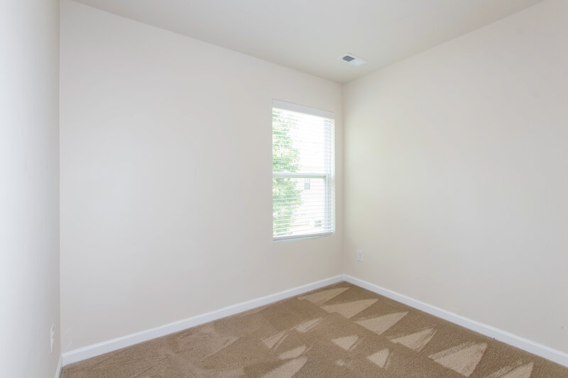 1,820/Mo, 5605 Twin Brook Dr Charlotte, NC 28269 Bedroom View