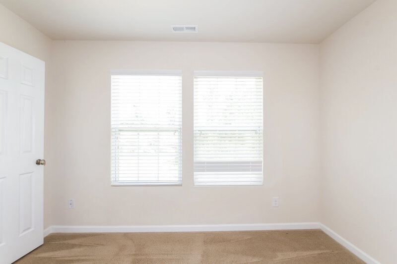 1,820/Mo, 5605 Twin Brook Dr Charlotte, NC 28269 Bedroom View 3