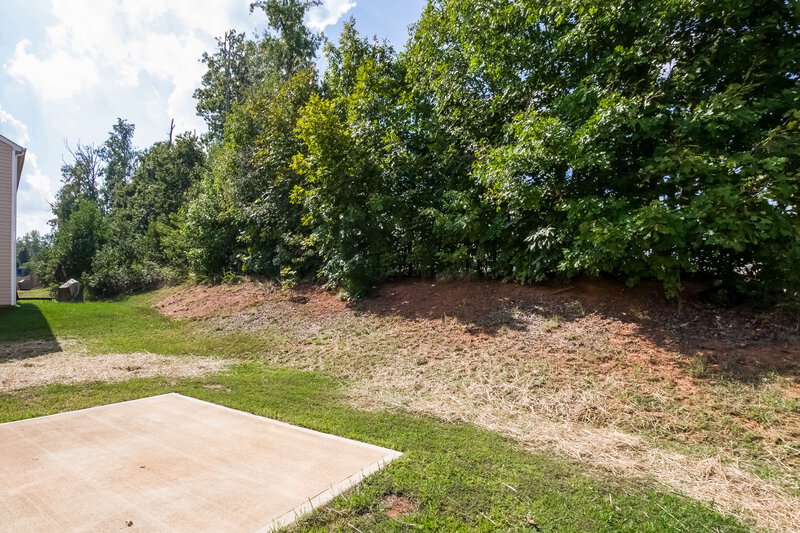 1,820/Mo, 5605 Twin Brook Dr Charlotte, NC 28269 Patio View