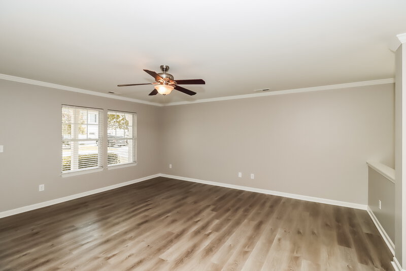 2,115/Mo, 135 Tilton Dr Mooresville, NC 28115 Living Room View