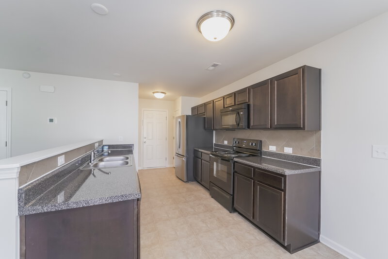 1,950/Mo, 10746 Derryrush Dr Charlotte, NC 28213 Misc View 5