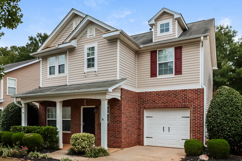 2,155/Mo, 12332 Cumberland Cove Dr Charlotte, NC 28273 Front View