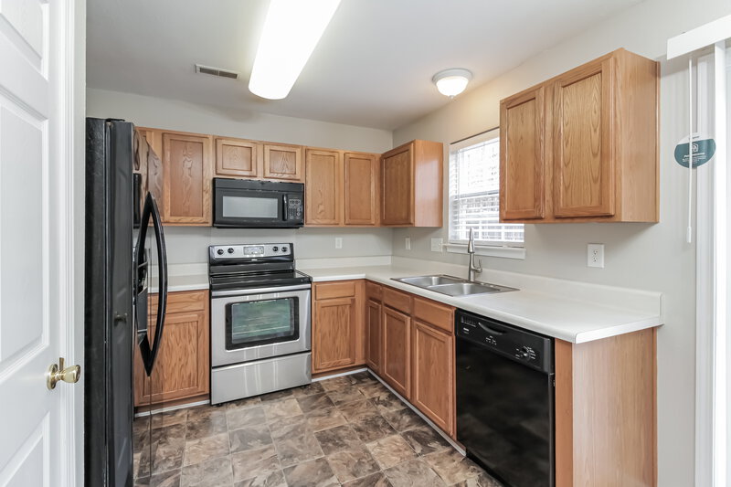 2,055/Mo, 7031 Coble Ave Charlotte, NC 28215 Misc View 5