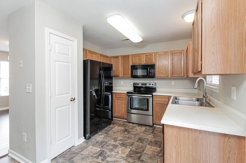 2,055/Mo, 7031 Coble Ave Charlotte, NC 28215 Misc View 6