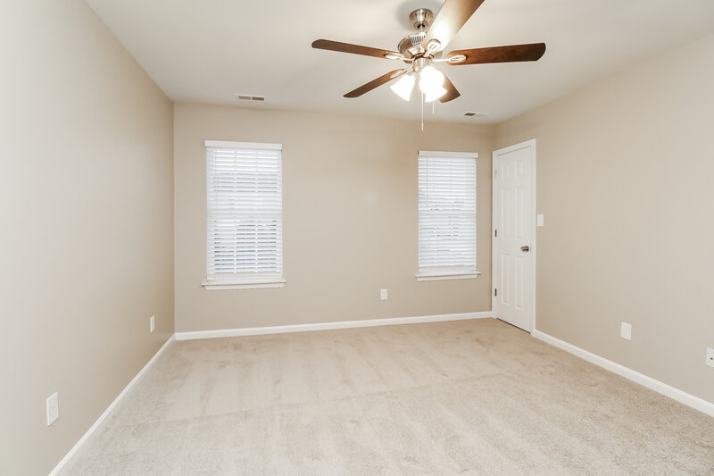2,025/Mo, 1104 Ametrine Ln Dallas, NC 28034 Main Bedroom View