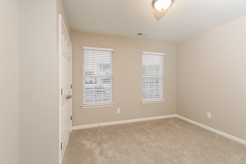 2,025/Mo, 1104 Ametrine Ln Dallas, NC 28034 Bedroom View 2