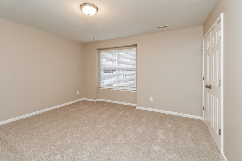 2,025/Mo, 1104 Ametrine Ln Dallas, NC 28034 Bedroom View 3