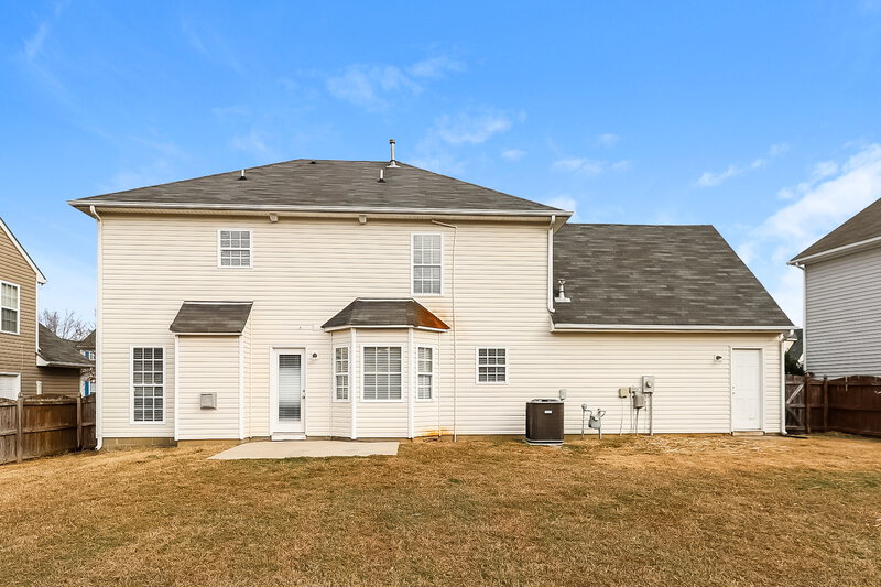 2,370/Mo, 4511 Tabcat Ct Charlotte, NC 28273 Rear View