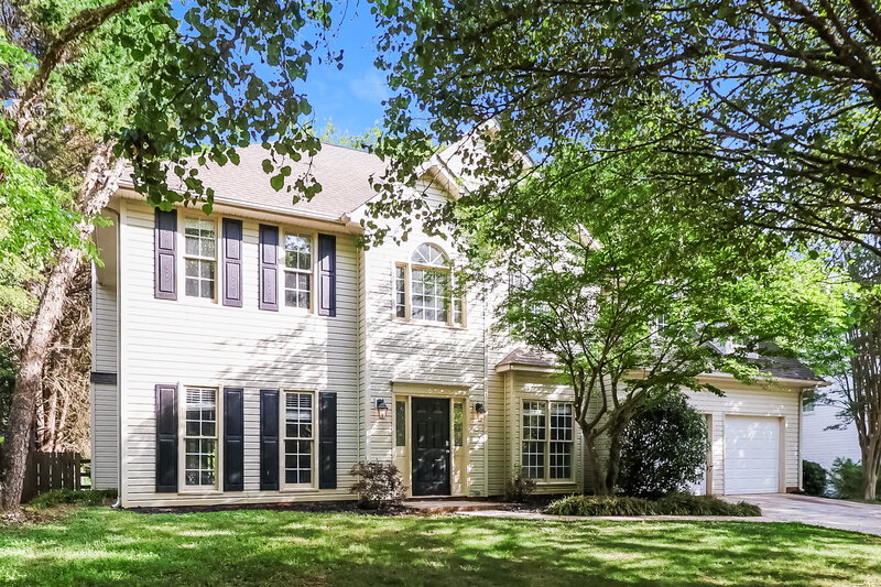 2,635/Mo, 12400 Henderson Hill Rd Huntersville, NC 28078 Front View