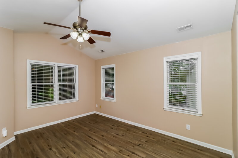 1,800/Mo, 9419 Holly Bend Ln Huntersville, NC 28078 Main Bedroom View