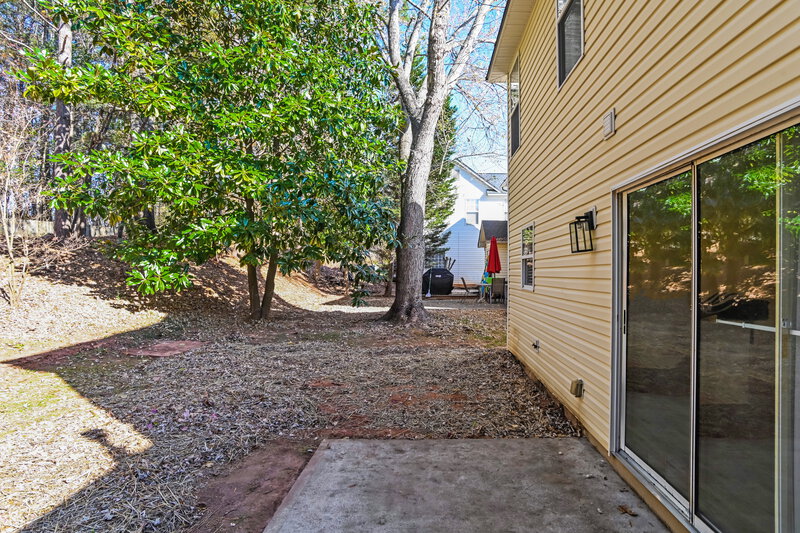 2,165/Mo, 230 Amir Cir Matthews, NC 28105 Rear View