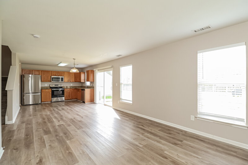 2,005/Mo, 3011 Mallard Forest Dr Charlotte, NC 28269 Living Room View 2