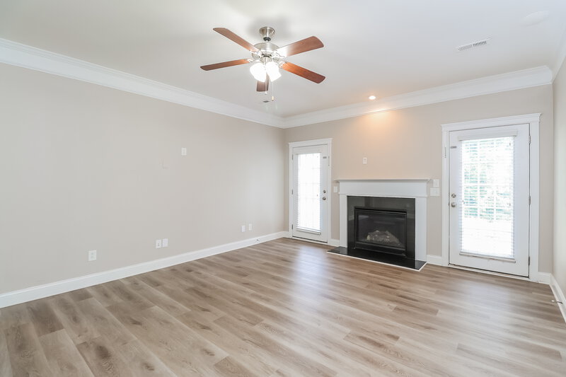 4,085/Mo, 8020 Whitehawk Hill Rd Waxhaw, NC 28173 Living Room View 2