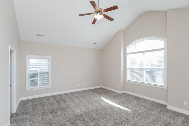 5,950/Mo, 8020 Whitehawk Hill Rd Waxhaw, NC 28173 Main Bedroom View 2
