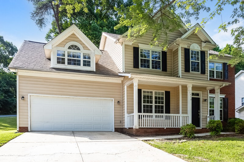 0/Mo, 7530 Wilkins Terrace Dr Charlotte, NC 28269 Front View