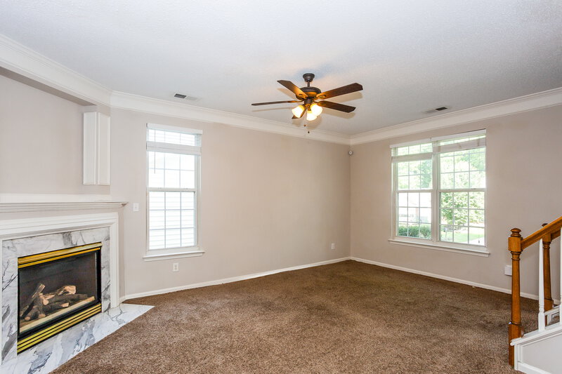 0/Mo, 7530 Wilkins Terrace Dr Charlotte, NC 28269 Living Room View 3