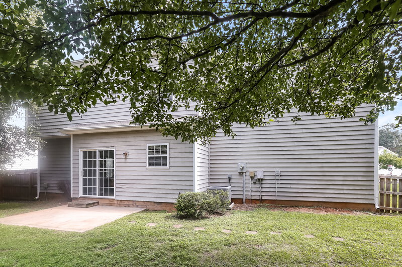 2,155/Mo, 9127 Swallow Tail Ln Charlotte, NC 28269 Rear View