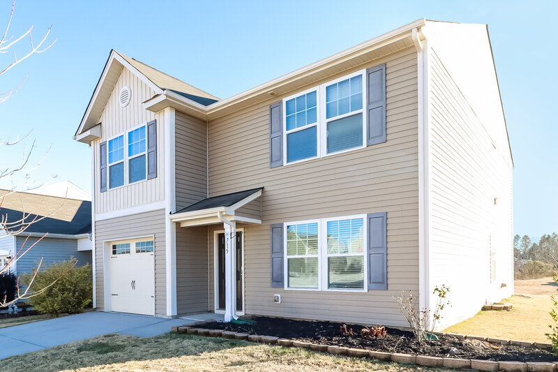 2,105/Mo, 715 Spencer Ln Kannapolis, NC 28081 Front View