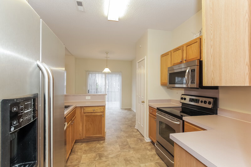 2,195/Mo, 9321 White Aspen Pl Charlotte, NC 28269 Kitchen View 2