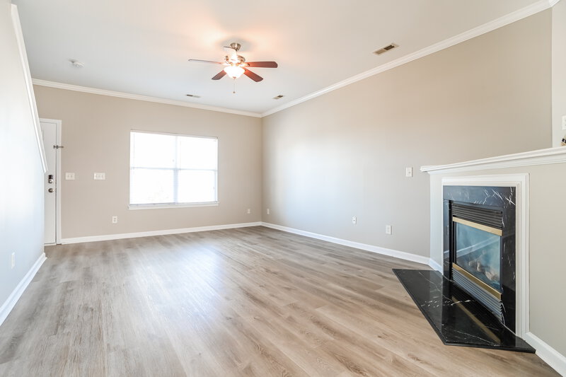 1,860/Mo, 1344 Bray Dr Charlotte, NC 28214 Living Room View