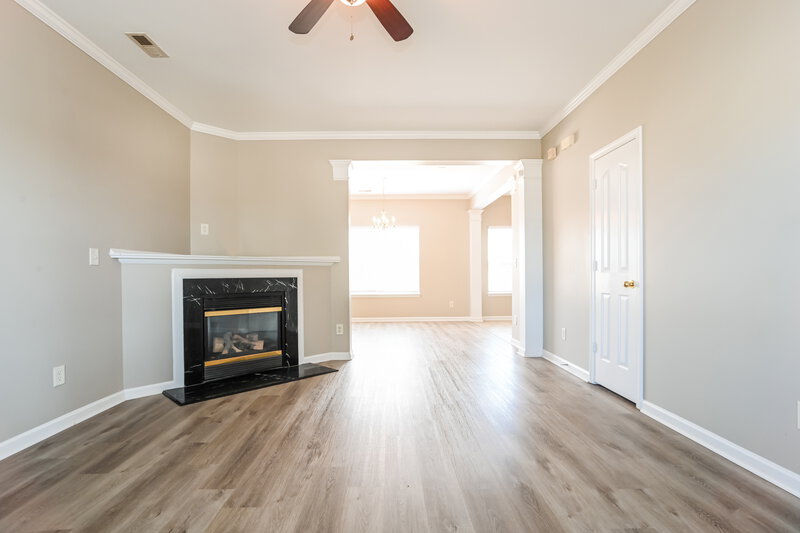 1,860/Mo, 1344 Bray Dr Charlotte, NC 28214 Living Room View 2