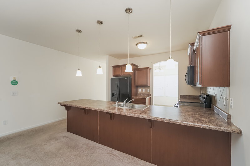 1,730/Mo, 5814 Ringneck Rd Charlotte, NC 28216 Kitchen View