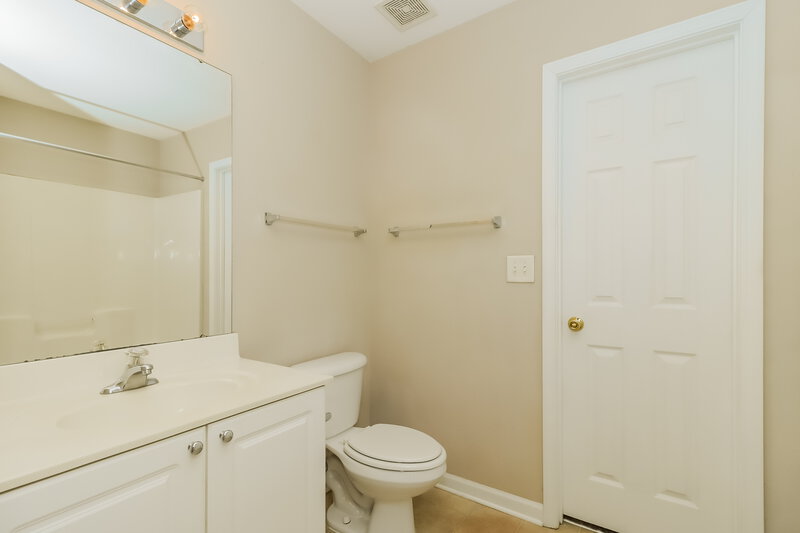 2,890/Mo, 8153 Rolling Meadows Ln Huntersville, NC 28078 Bathroom View