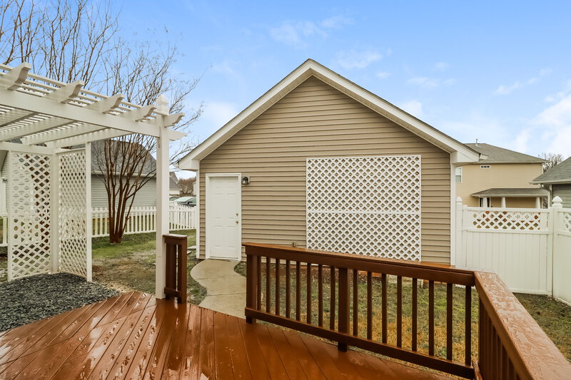 2,890/Mo, 8153 Rolling Meadows Ln Huntersville, NC 28078 Deck View