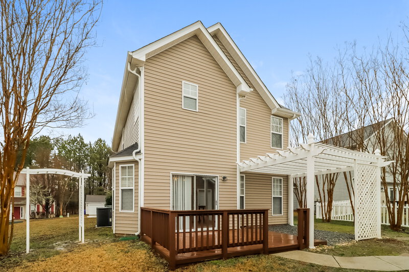 2,890/Mo, 8153 Rolling Meadows Ln Huntersville, NC 28078 Rear View