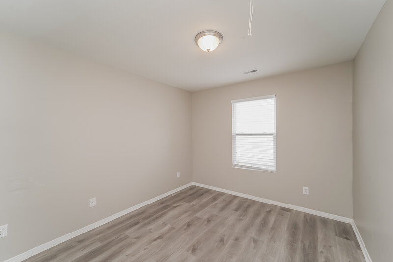 1,985/Mo, 5221 Valcourt Rd Charlotte, NC 28216 Misc View 5