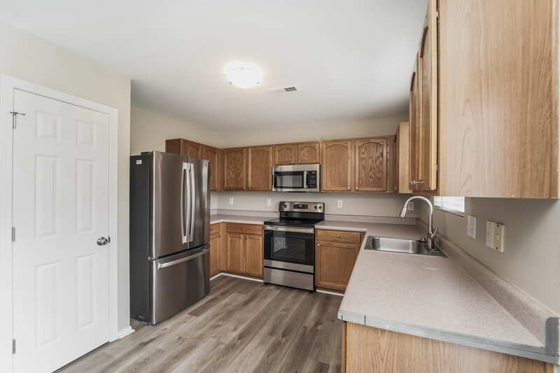 1,985/Mo, 5221 Valcourt Rd Charlotte, NC 28216 Misc View 7