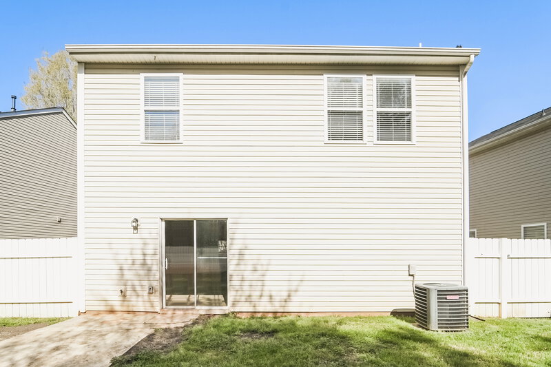 1,910/Mo, 2527 Buckleigh Dr Charlotte, NC 28215 Misc View 14