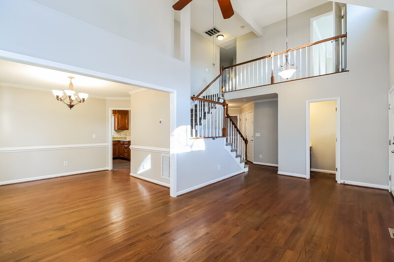 2,195/Mo, 4801 Bay Pines Ct Charlotte, NC 28269 Living Room View 2