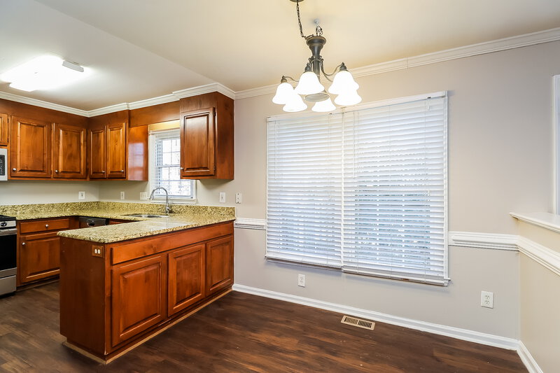 2,195/Mo, 4801 Bay Pines Ct Charlotte, NC 28269 Dining Room View