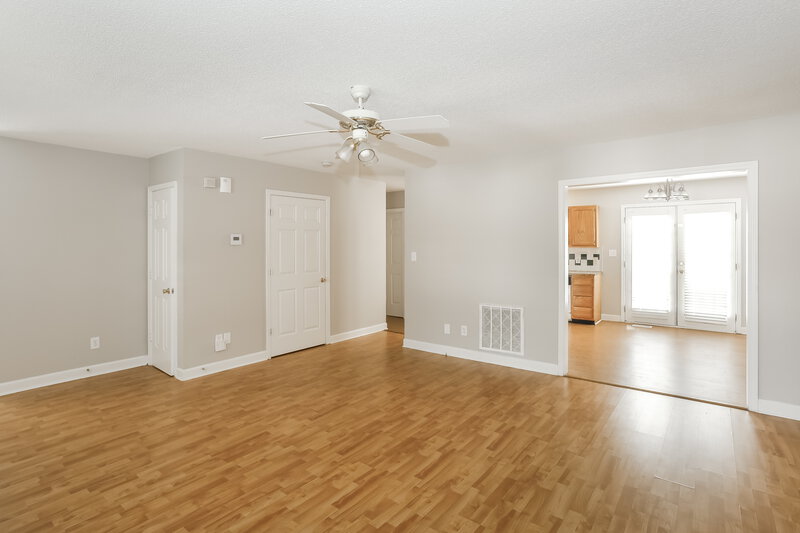 1,975/Mo, 1219 Piney Church Rd Concord, NC 28025 Living Room View 2