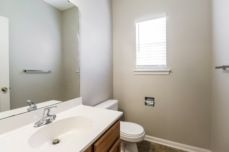 1,925/Mo, 8914 Clifton Meadow Dr Matthews, NC 28105 Bathroom View
