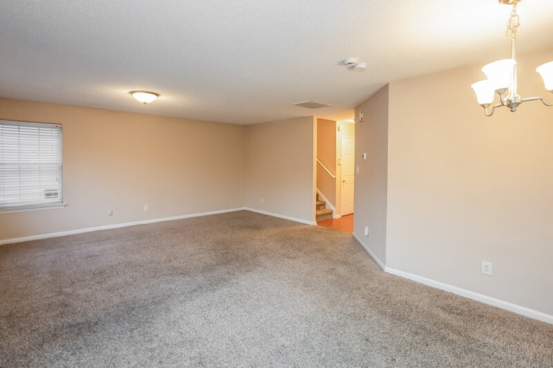 1,805/Mo, 10520 Pickerel Ln Charlotte, NC 28213 Living Room View 3