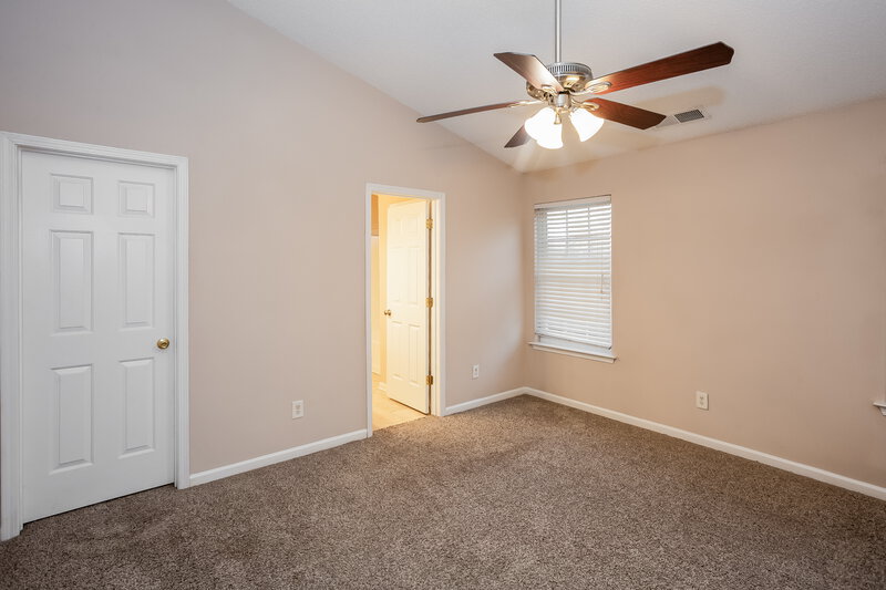 1,805/Mo, 10520 Pickerel Ln Charlotte, NC 28213 Main Bedroom View 2