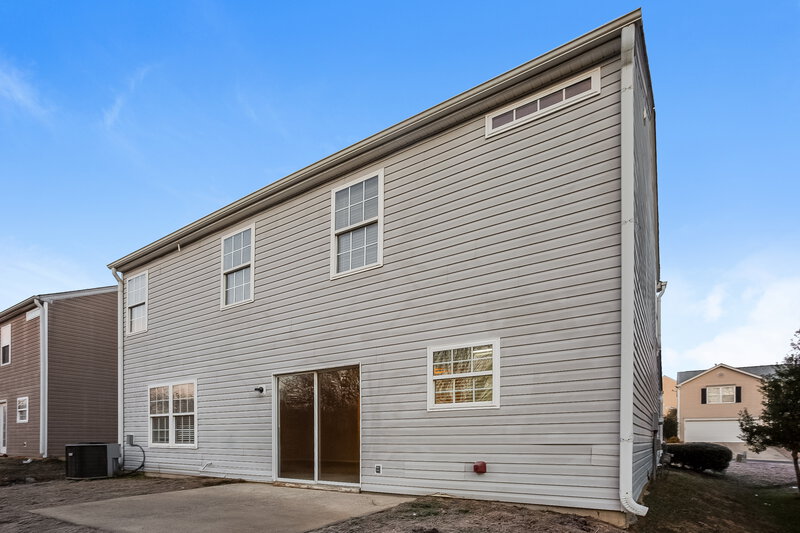 1,805/Mo, 10520 Pickerel Ln Charlotte, NC 28213 Rear View