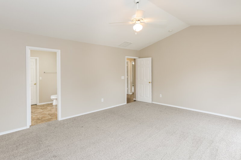 2,060/Mo, 9211 Corey Commons Ave Charlotte, NC 28216 Main Bedroom View